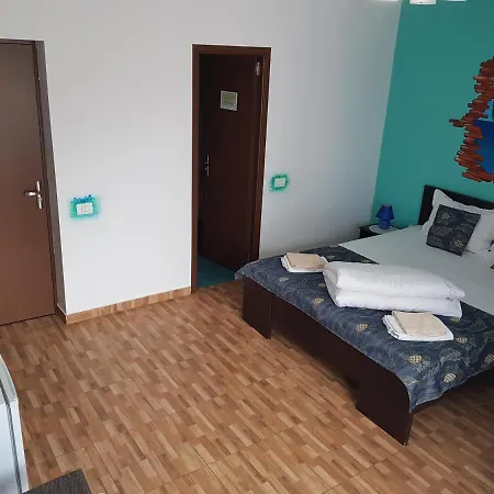 El Capitano - Mamaia Nord 3* Năvodari