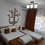 El Capitano - Mamaia Nord 3* Năvodari