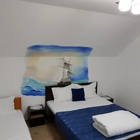 El Capitano - Mamaia Nord 3*