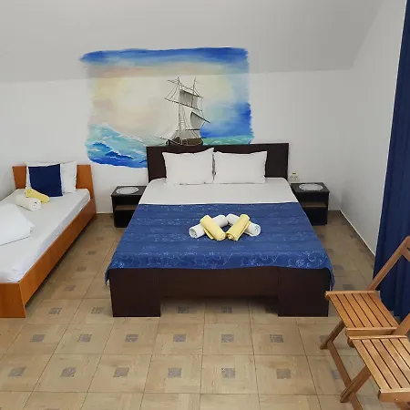 El Capitano - Mamaia Nord Πανσιόν 3*