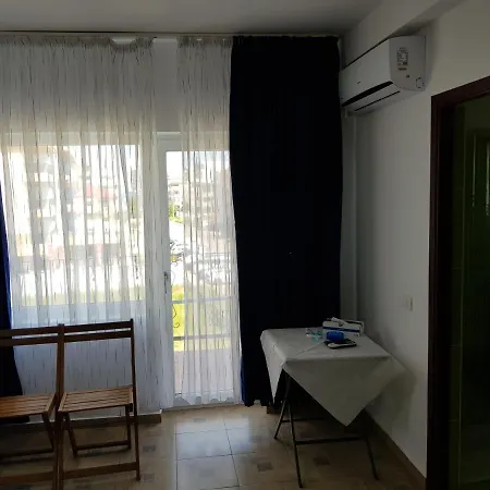 El Capitano - Mamaia Nord Πανσιόν 3*