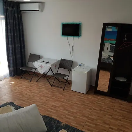 El Capitano - Mamaia Nord Guest house *