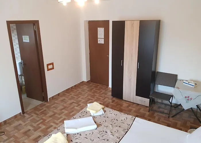 Penzion El Capitano - Mamaia Nord 3*