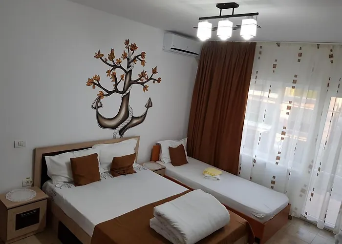 El Capitano - Mamaia Nord 3* Năvodari