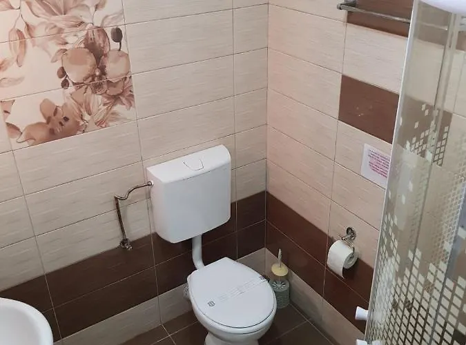 El Capitano - Mamaia Nord Penzion