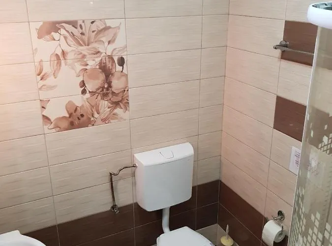 El Capitano - Mamaia Nord Penzion