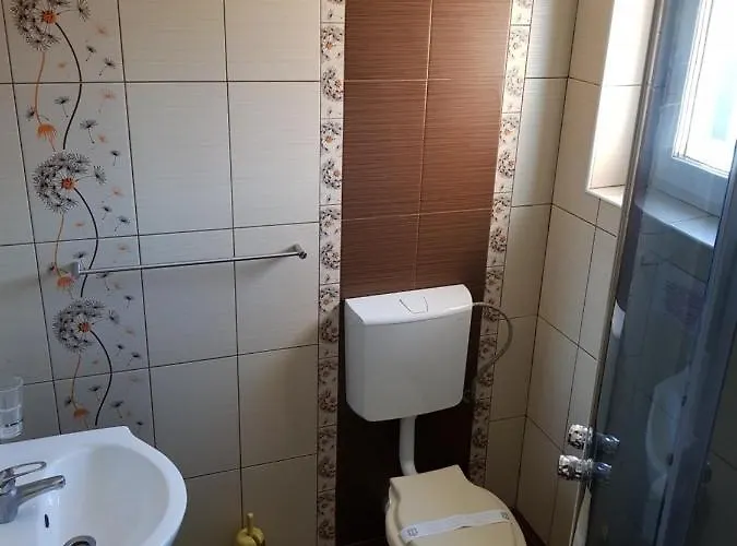 El Capitano - Mamaia Nord Penzion 3*